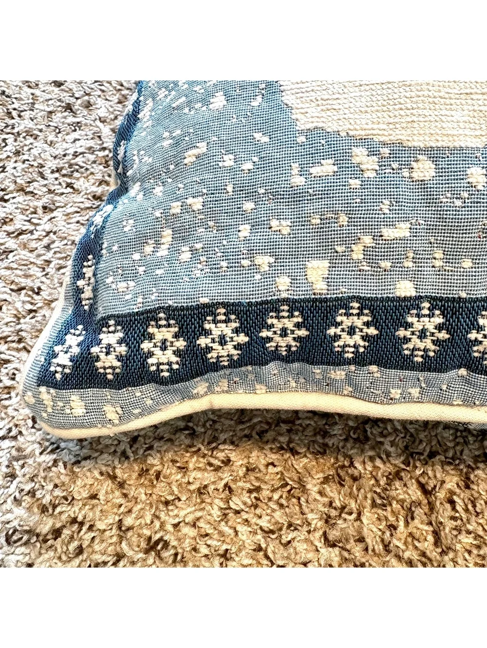 Vintage Christmas Snowman Tapestry Throw Pillows Snowflakes Holiday Decor 16.5”